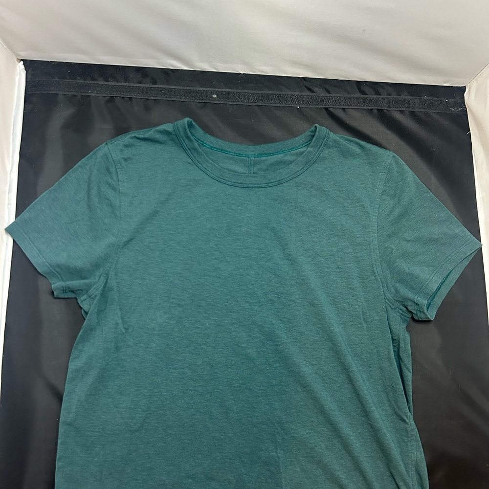 Lulu lemon size 4